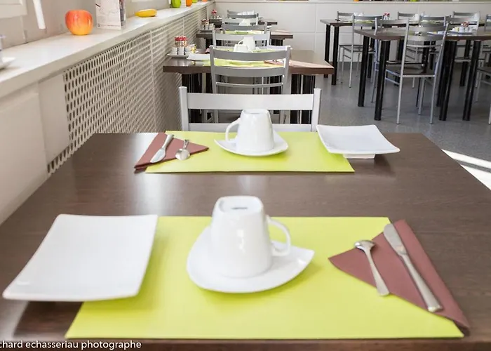 De La Vendee 2* Ла-Рош-сюр-Йон