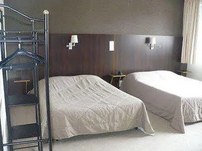 Hotel De La Vendée 2*